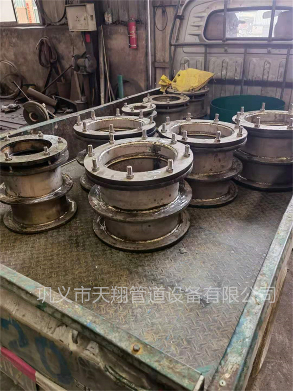 阿坝不锈钢柔性防水套管