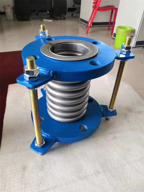 不锈钢波纹管补偿器用途